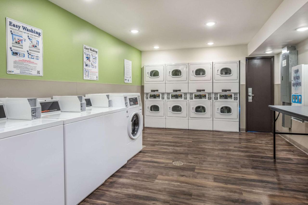 Woodspring Suites Greenville Haywood Mall ภายนอก รูปภาพ